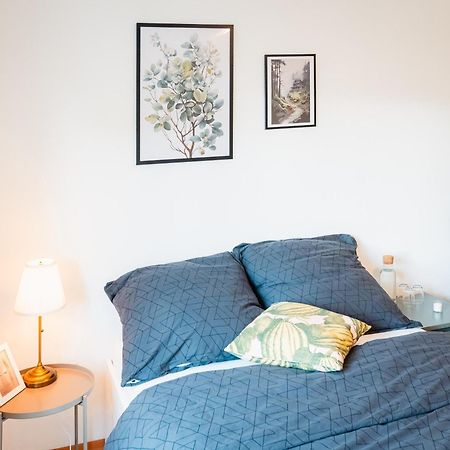 N2 Centrally Located 3-Room Apartment With Balcony Or Individual Rooms Karlsruhe Bagian luar foto