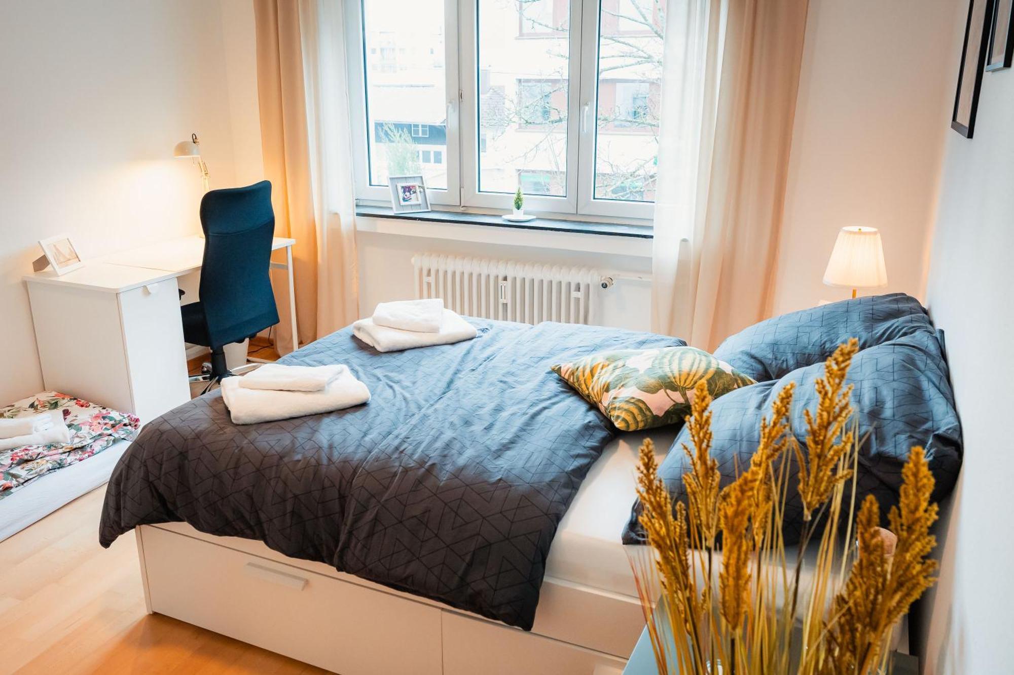 N2 Centrally Located 3-Room Apartment With Balcony Or Individual Rooms Karlsruhe Bagian luar foto